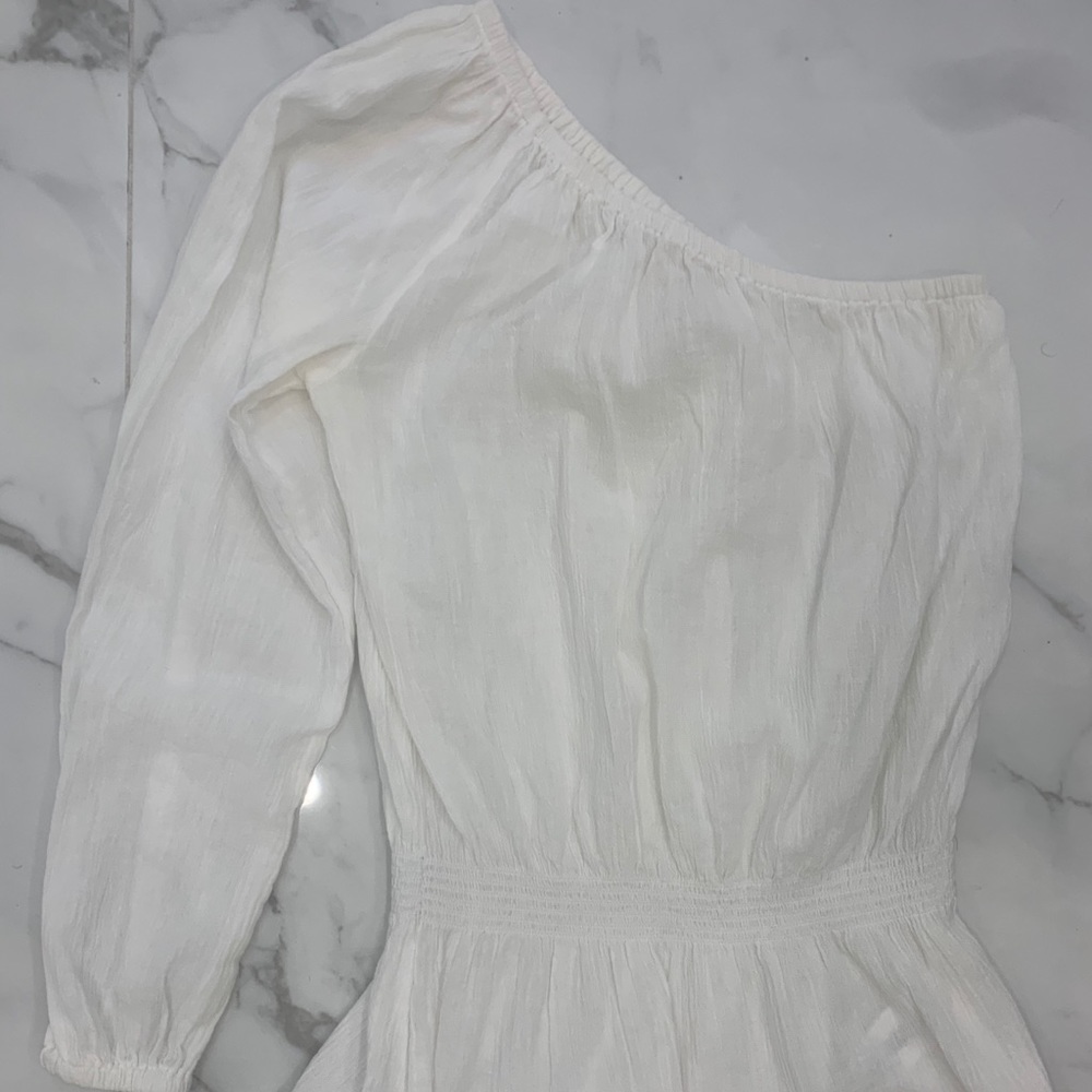 Michel Kors white top